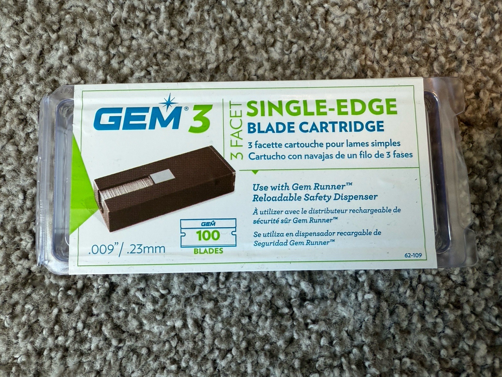AccuTek Blades Gem 3 100 Blades, 3 Facet, Steel Back, Coated, 0.23mm NEW