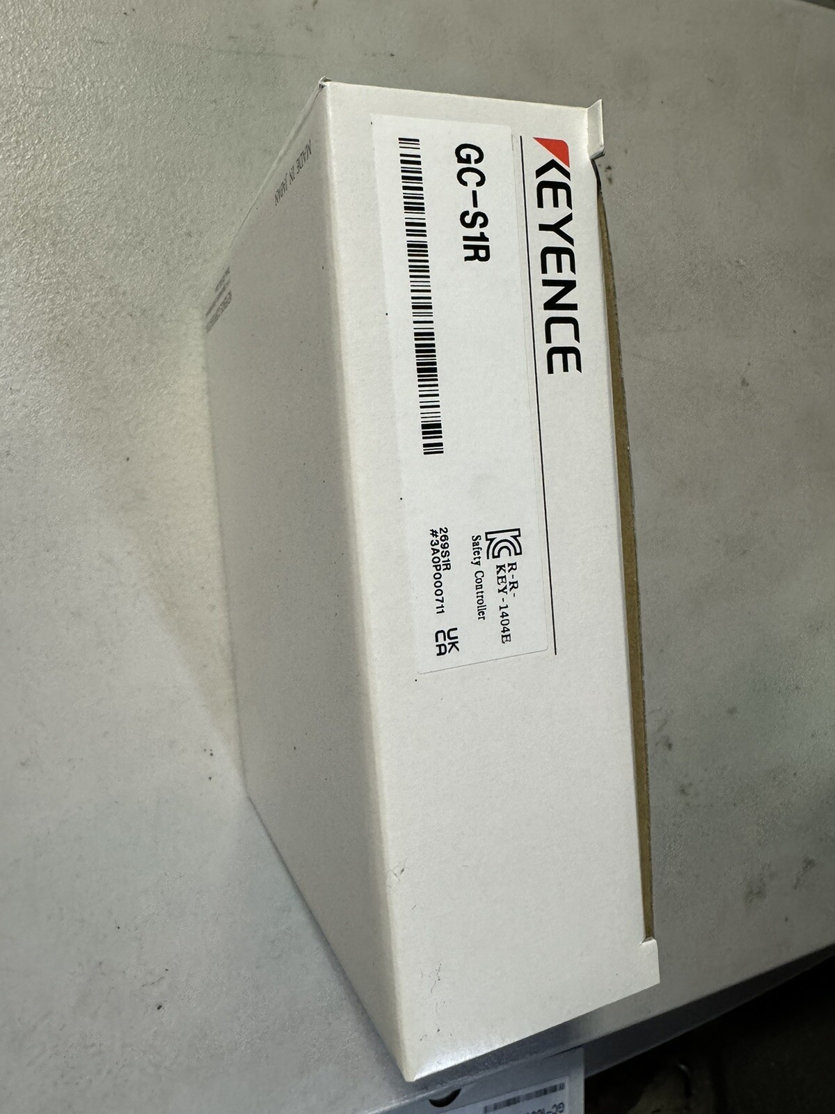 New KEYENCE GC-S1R Safety relay output unit