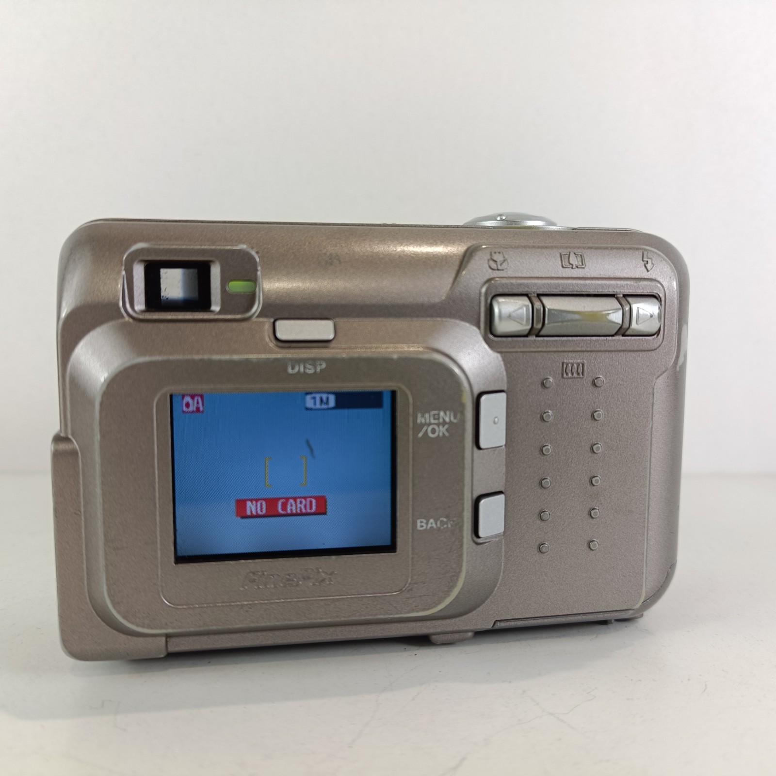 Fujifilm FinePix A405 2.0MP Digital Camera Silver Tested