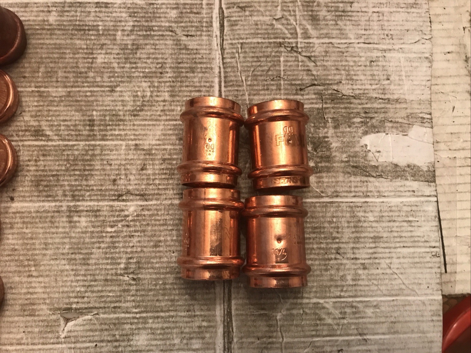 LOT OF 4 FNW  Copper Press Fitting 1-1/4 W/Stop Coupling 10148
