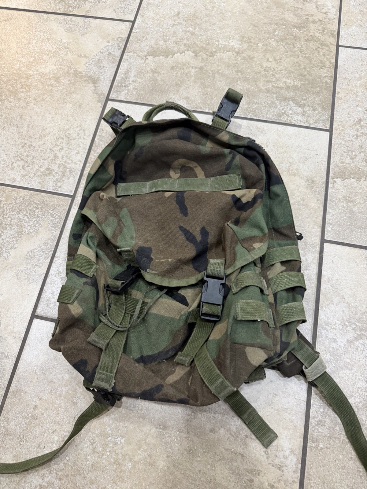 USGI SDS MOLLE II Patrol Pack w/ Stiffener & Foam Pad Woodland BDU M81