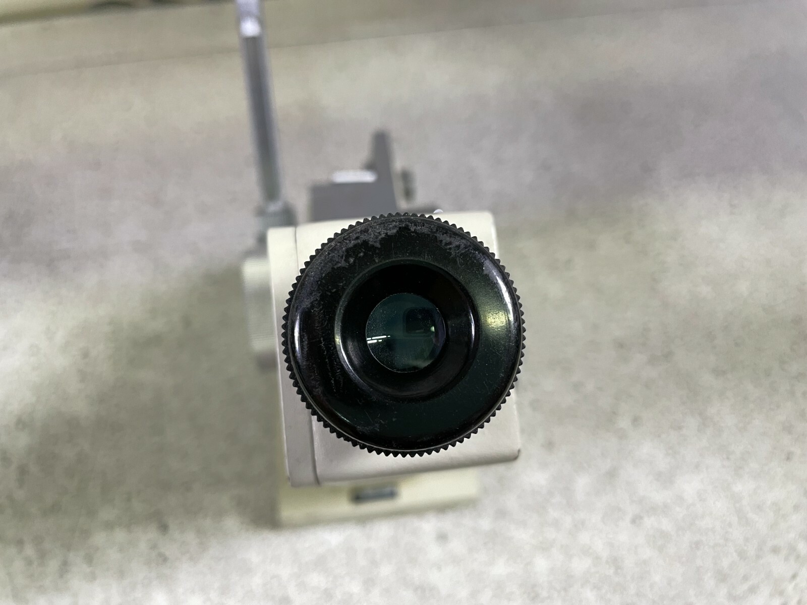 VEEGEE C10 Abbe Refractometer