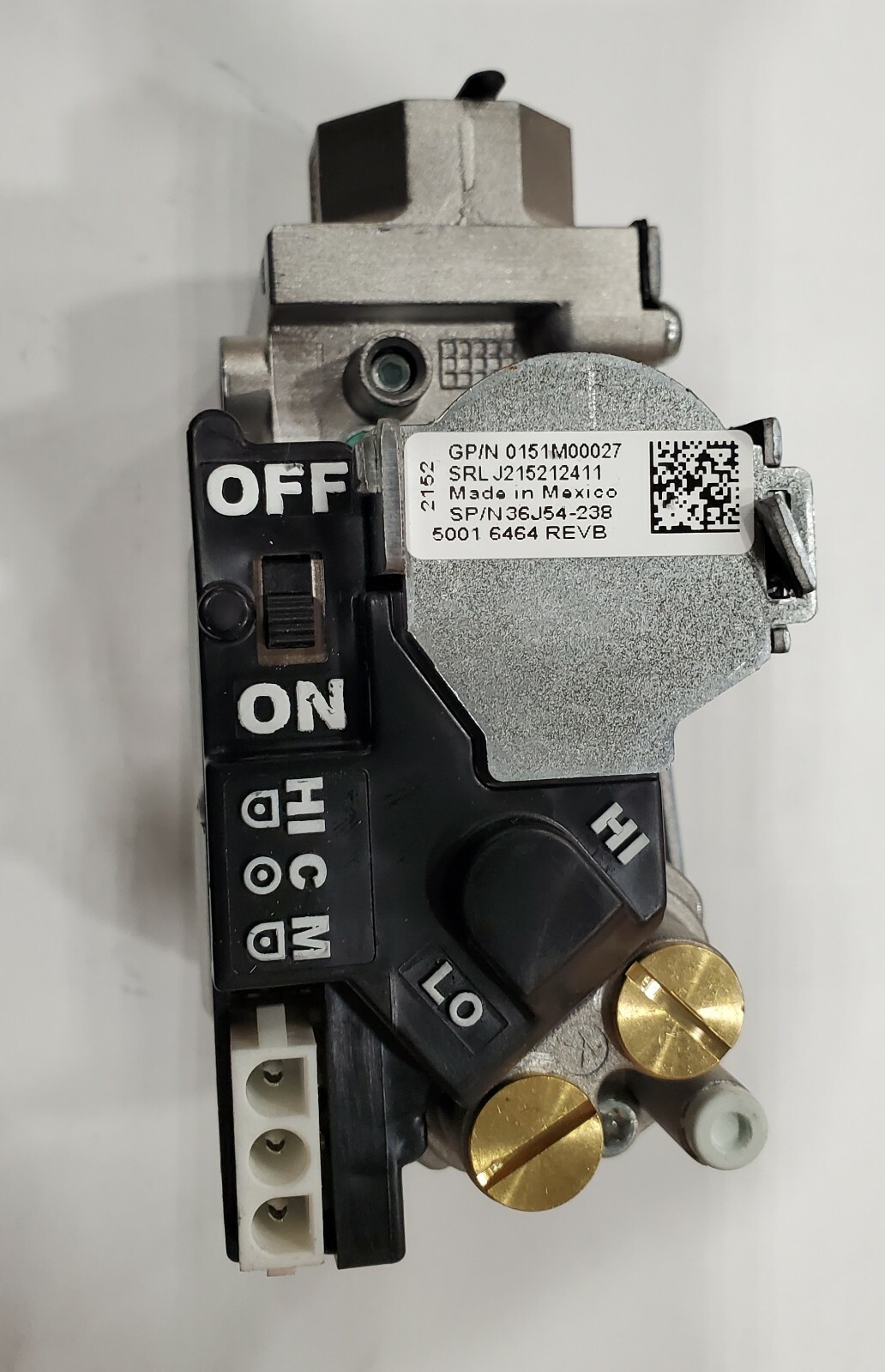 0151M00027 Goodman Amana Janitrol White Rodgers Furnace Gas Valve 0151M00027