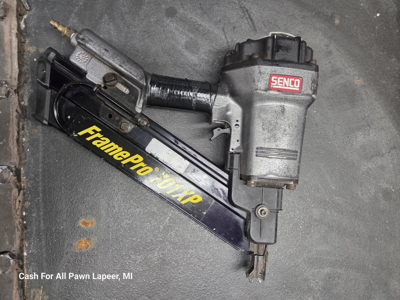 Senco FramePro 701XP Framing Nail Gun Nailer