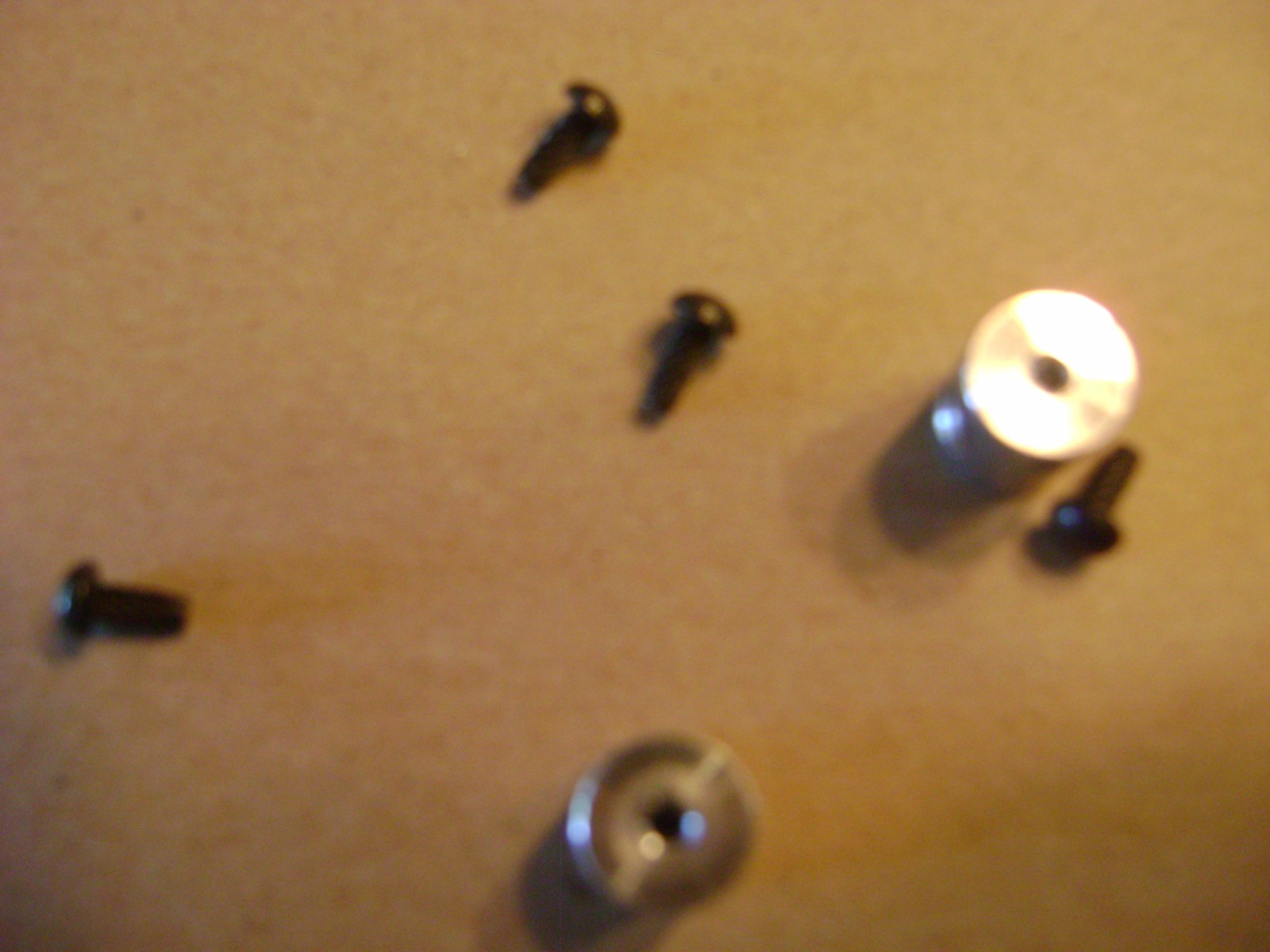 Lionel 2460-19 Elevating Nut & 2460-21 Drive Stud (2)- two sets