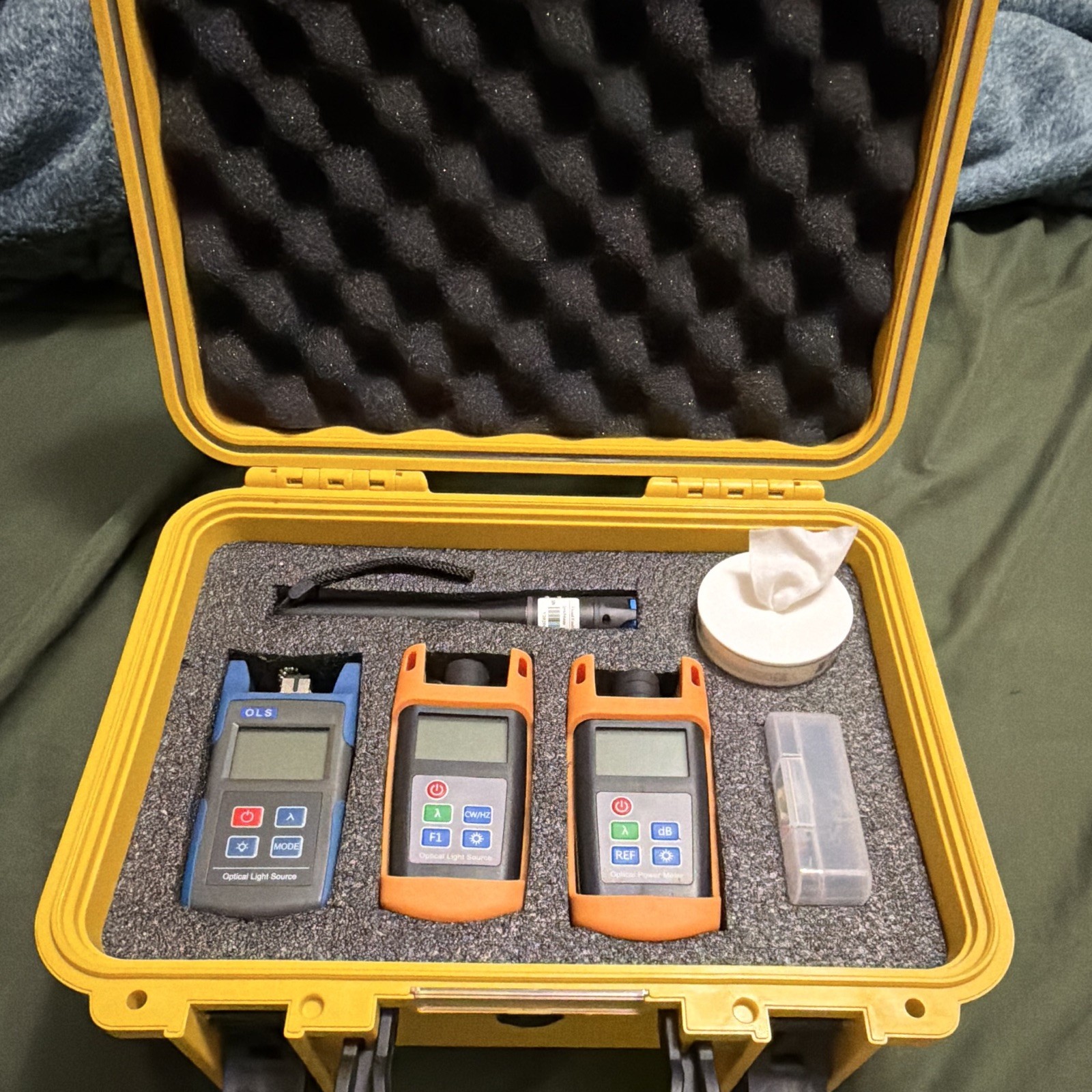 TechLogix Networx Fiber Optic Test Kit ECO-TESTK-01 Handheld SC Hard Case