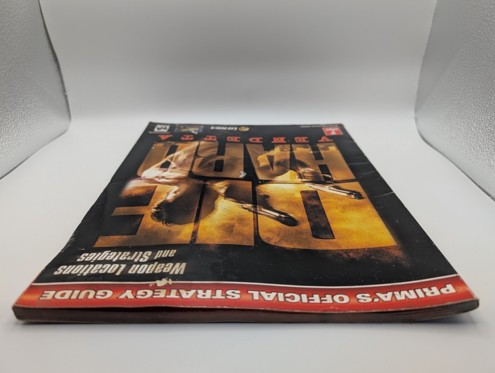 Die Hard Vendetta Video Game Strategy Guide Nintendo GameCube