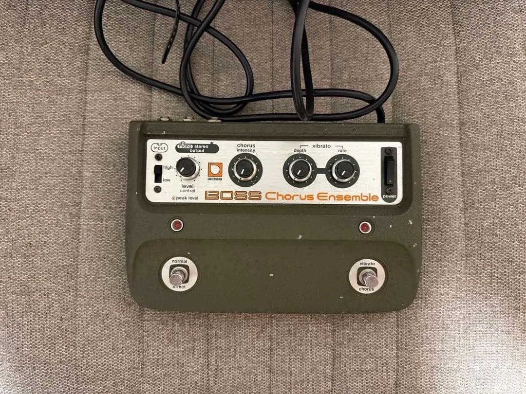 BOSS CE-1 Chorus Ensemble Guitar Effect Pedal AC100V