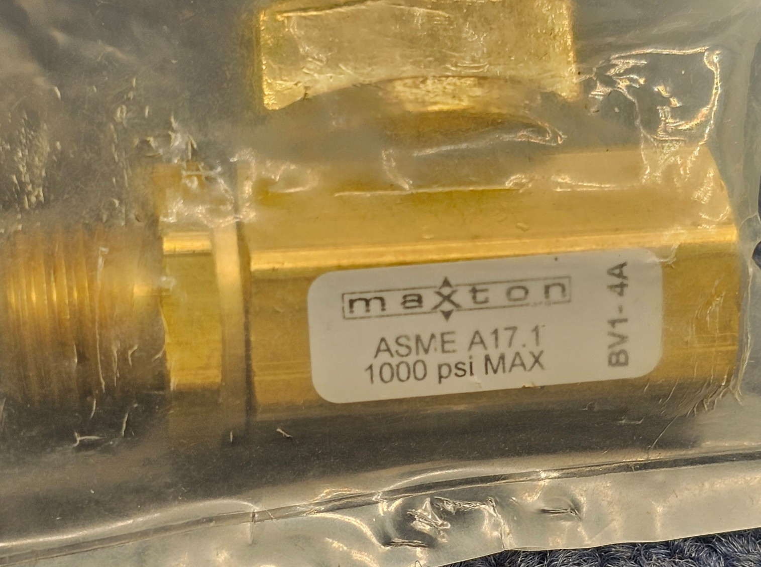 Maxton BV1-4A: 1/4" NPT Hydraulic Shut Off Ball Valve, 1000 Max PSI