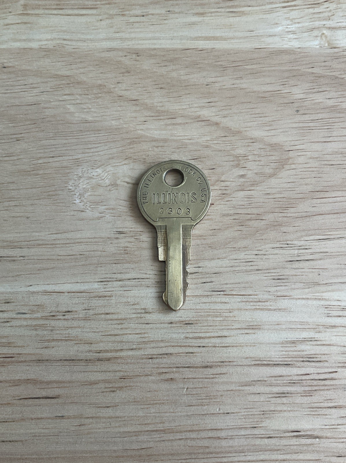 Illinois Lock Key # G 303