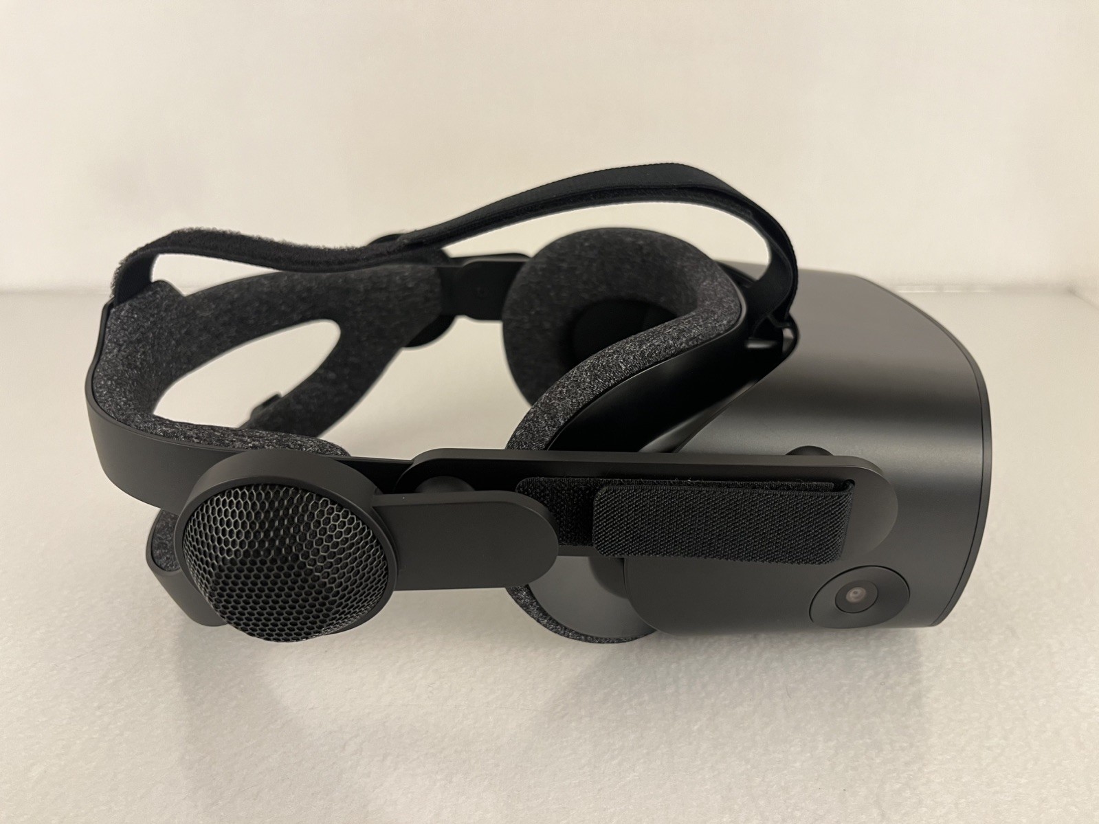 HP Reverb G2 V2 Wired VR Headset - Complete w/ Original Box! V2 MODEL