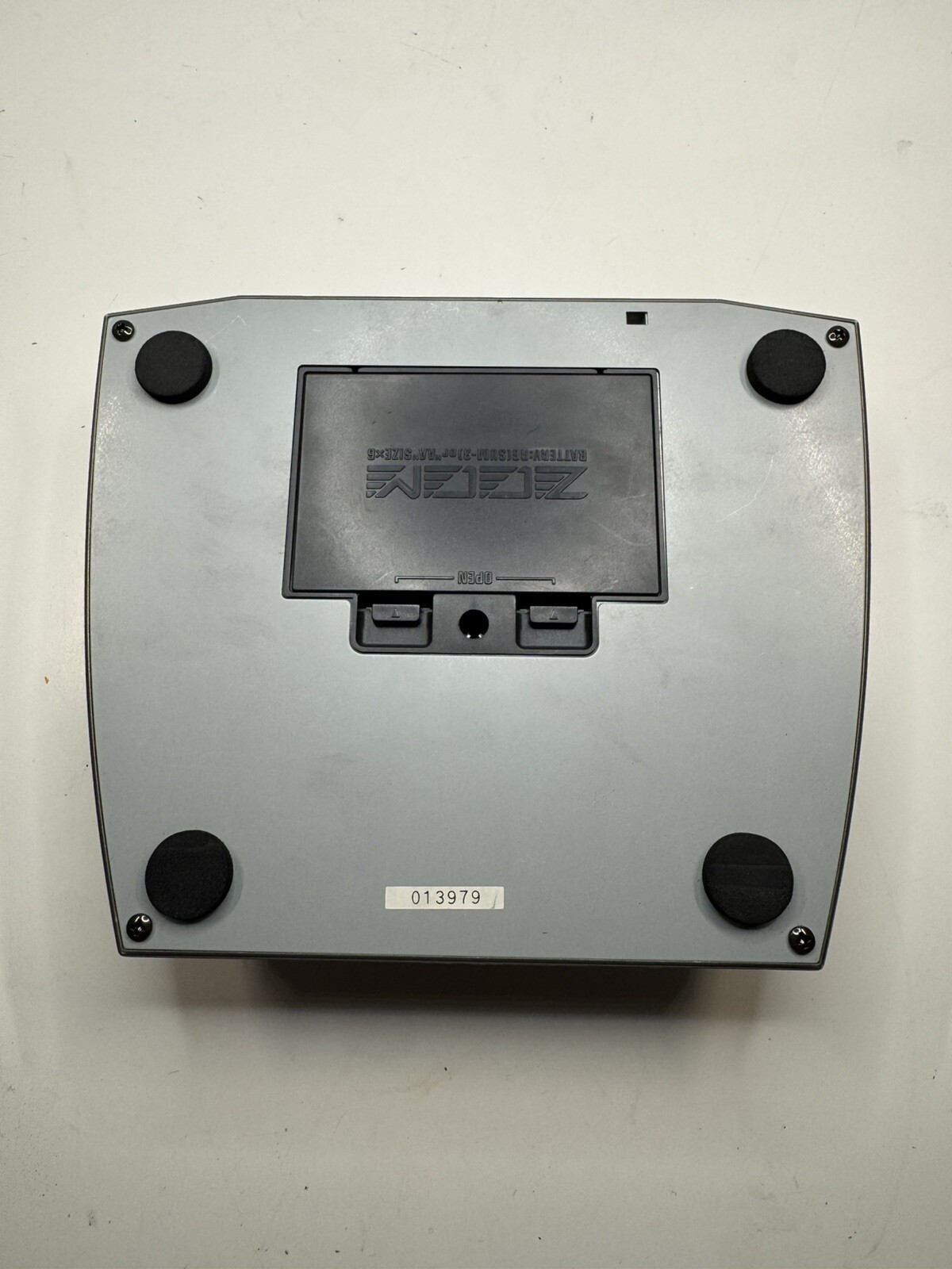 ZOOM GM-200 GUITAR AMP MODELER VAMS EFFECTS