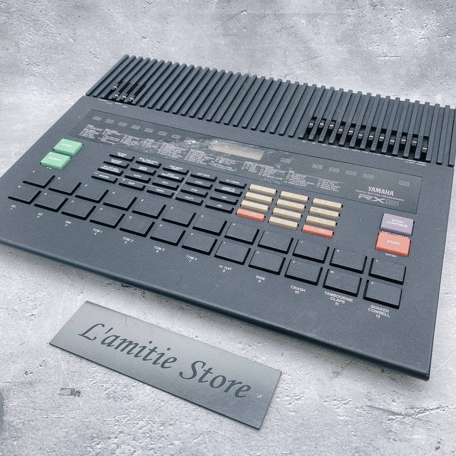 YAMAHA RX5 Digital Rhythm Programmer Drum Machine MIDI Sequencer Black RX 5 JP