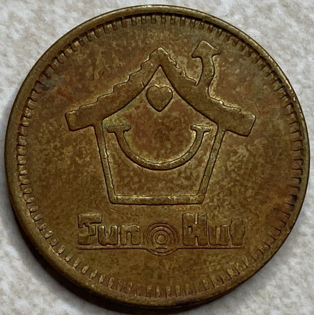 Sun Hut Slot Game Play Arcade Token T7246