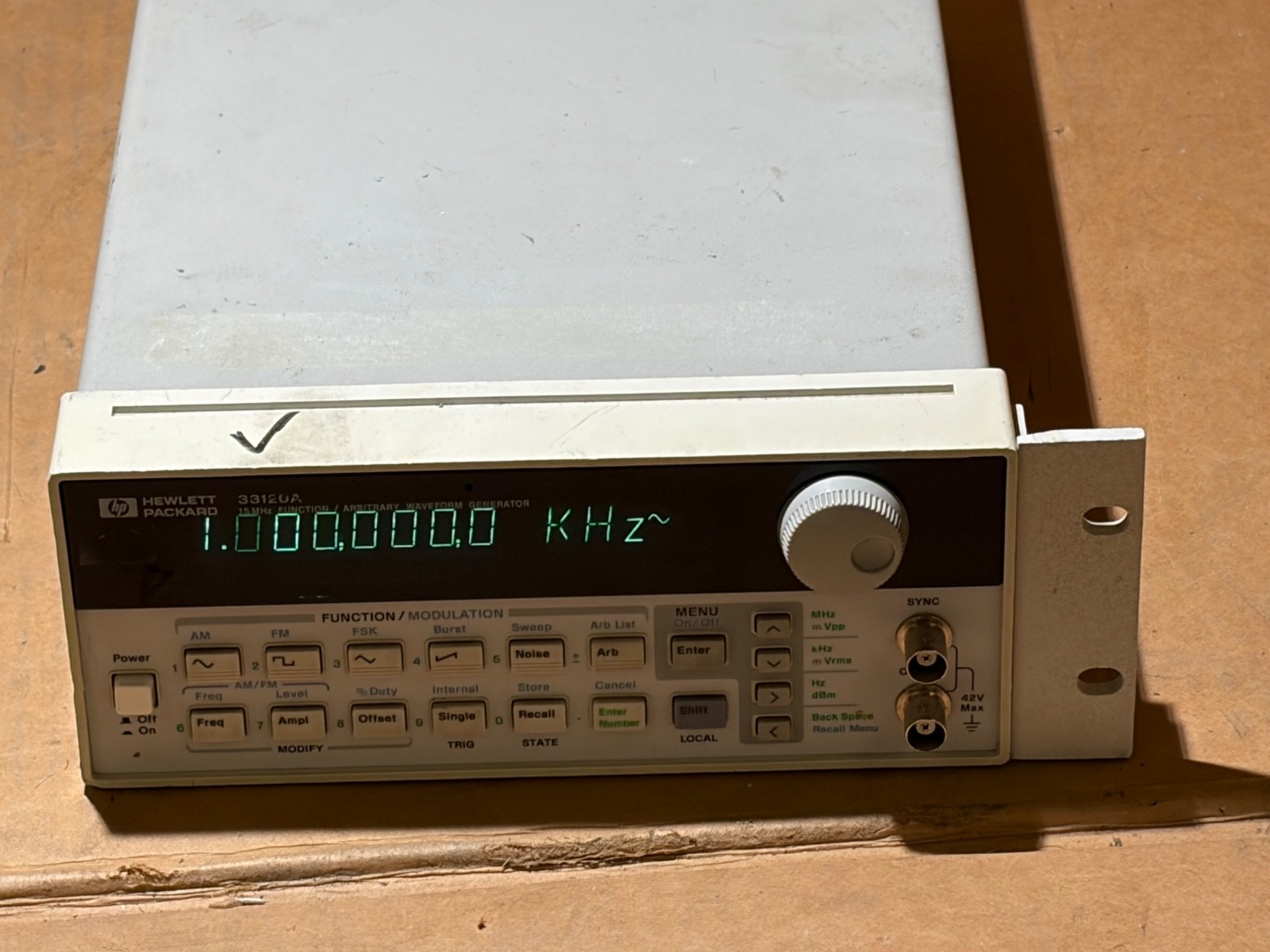 HP 33120A 15MHz Function / Arbitrary Waveform Generator