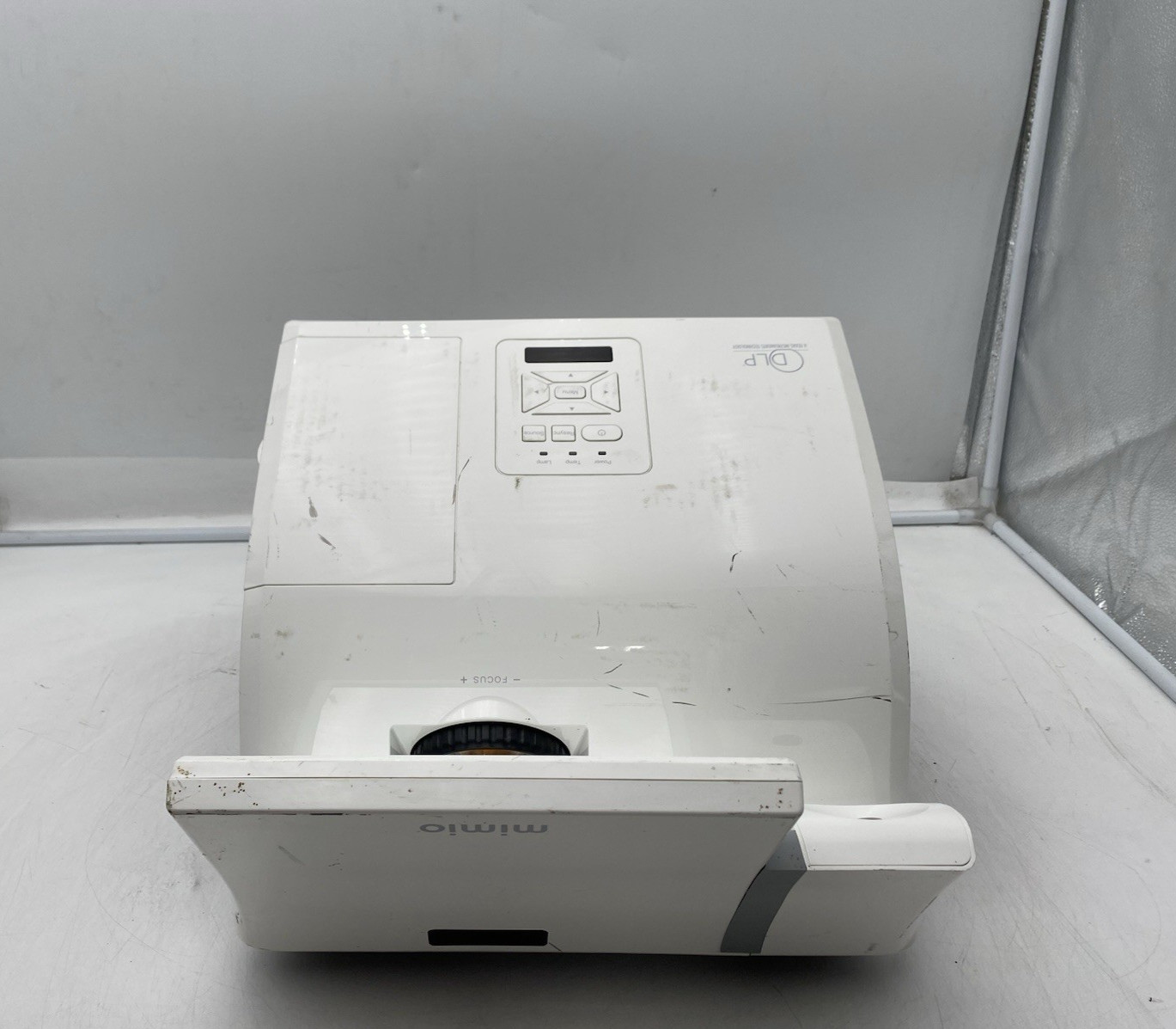 Mimio Mipro DLP UST Projector w/ Mount, (15 Lamp Hours)