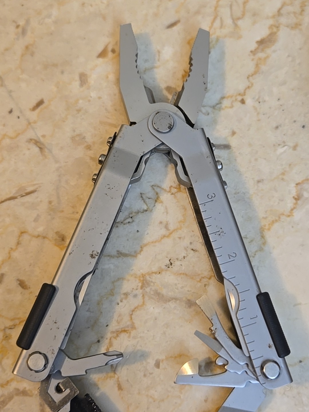 Gerber RemGrit GJ-4 Multi-Tool Pliers With Sheath USA Read