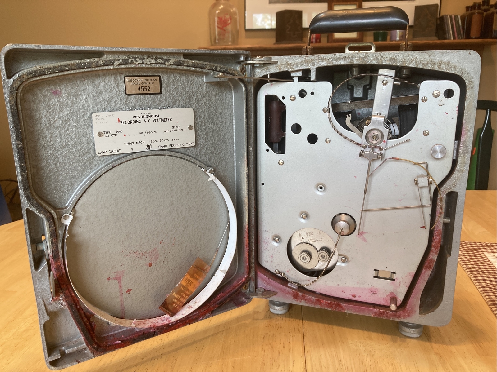 WESTINGHOUSE M45 RECORDING AC VOLTMETER T9188