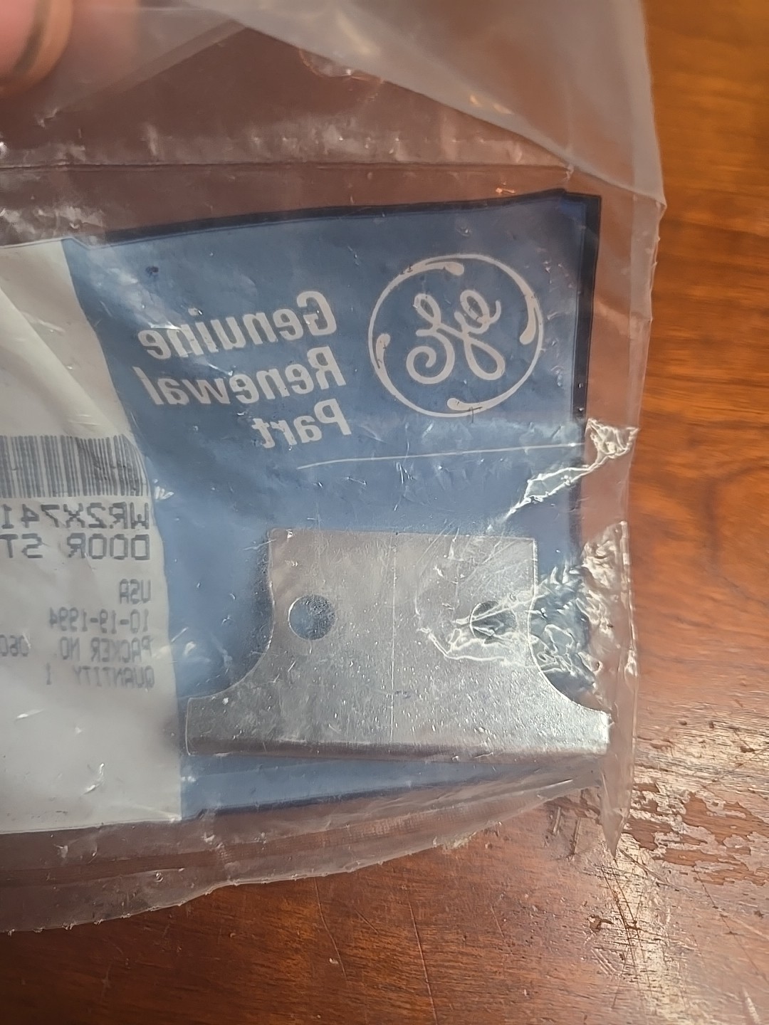 Genuine OEM GE WR2X7412 Door Stop (9E2)