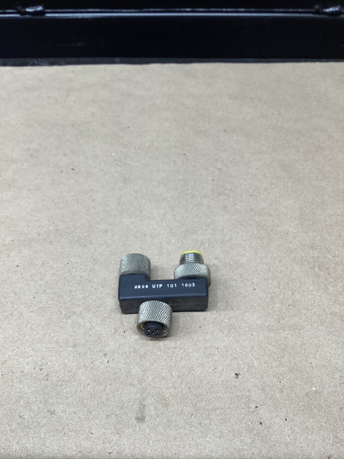 Allen Bradley 0906 UTP 101 1603 Splitter Tee #722F63 5Pin #722F63