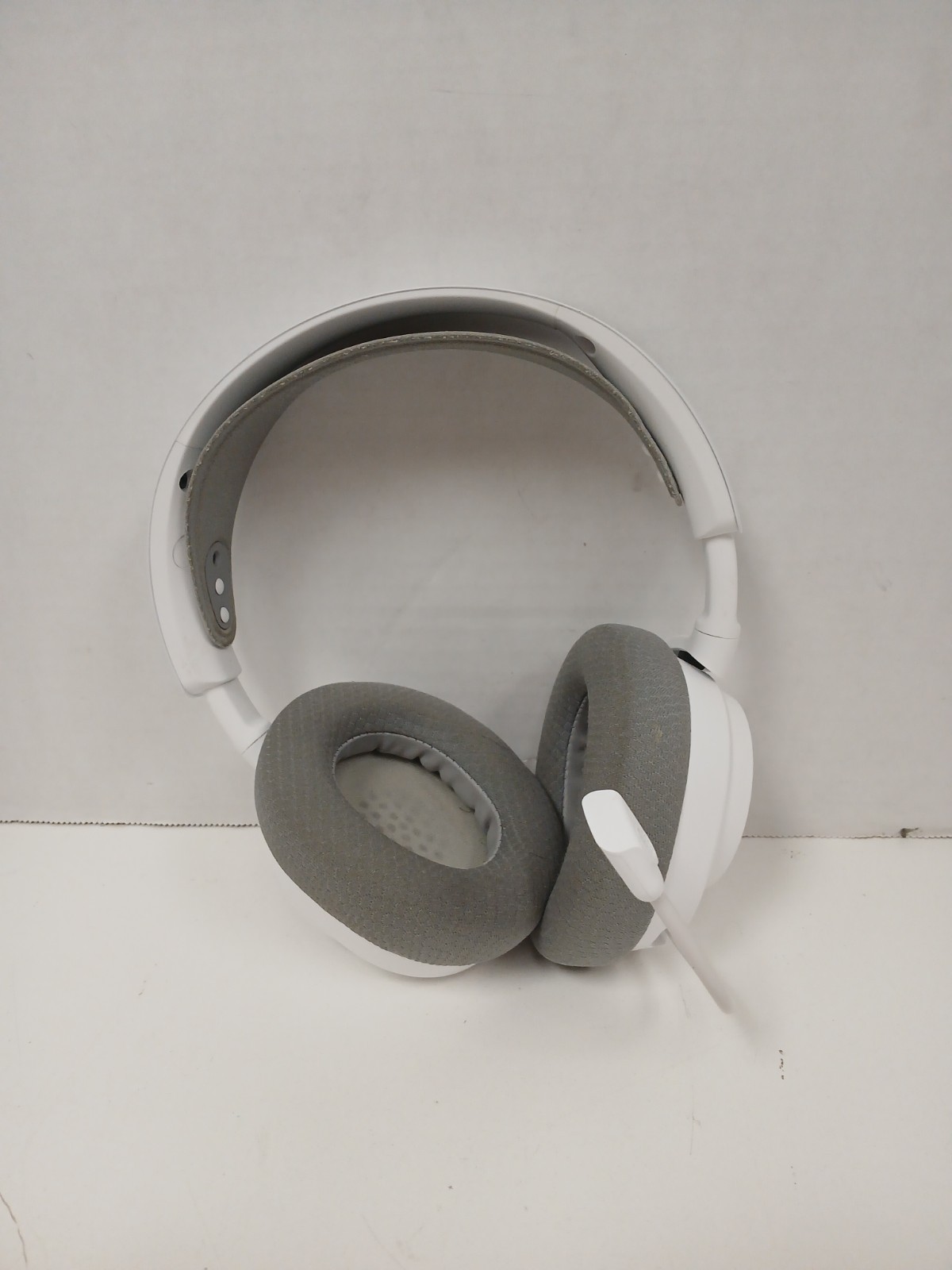 Steelseries Arctis Nova 7P Gen 2 Wireless Gaming Headset, White