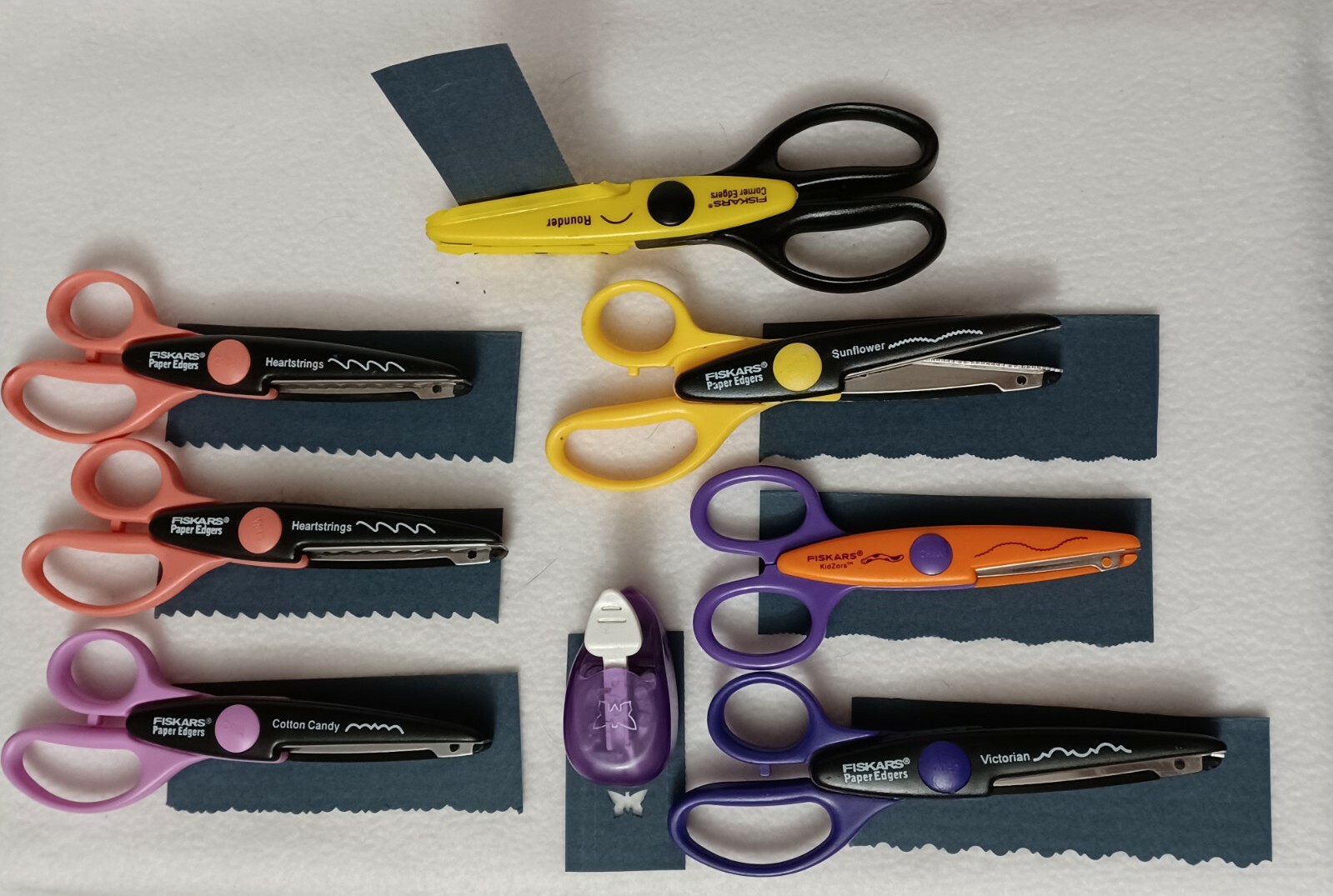 Lot of 7 Fiskars Scrapbook Paper Scissors  Paper Edgers Crafting/ Art /Designs