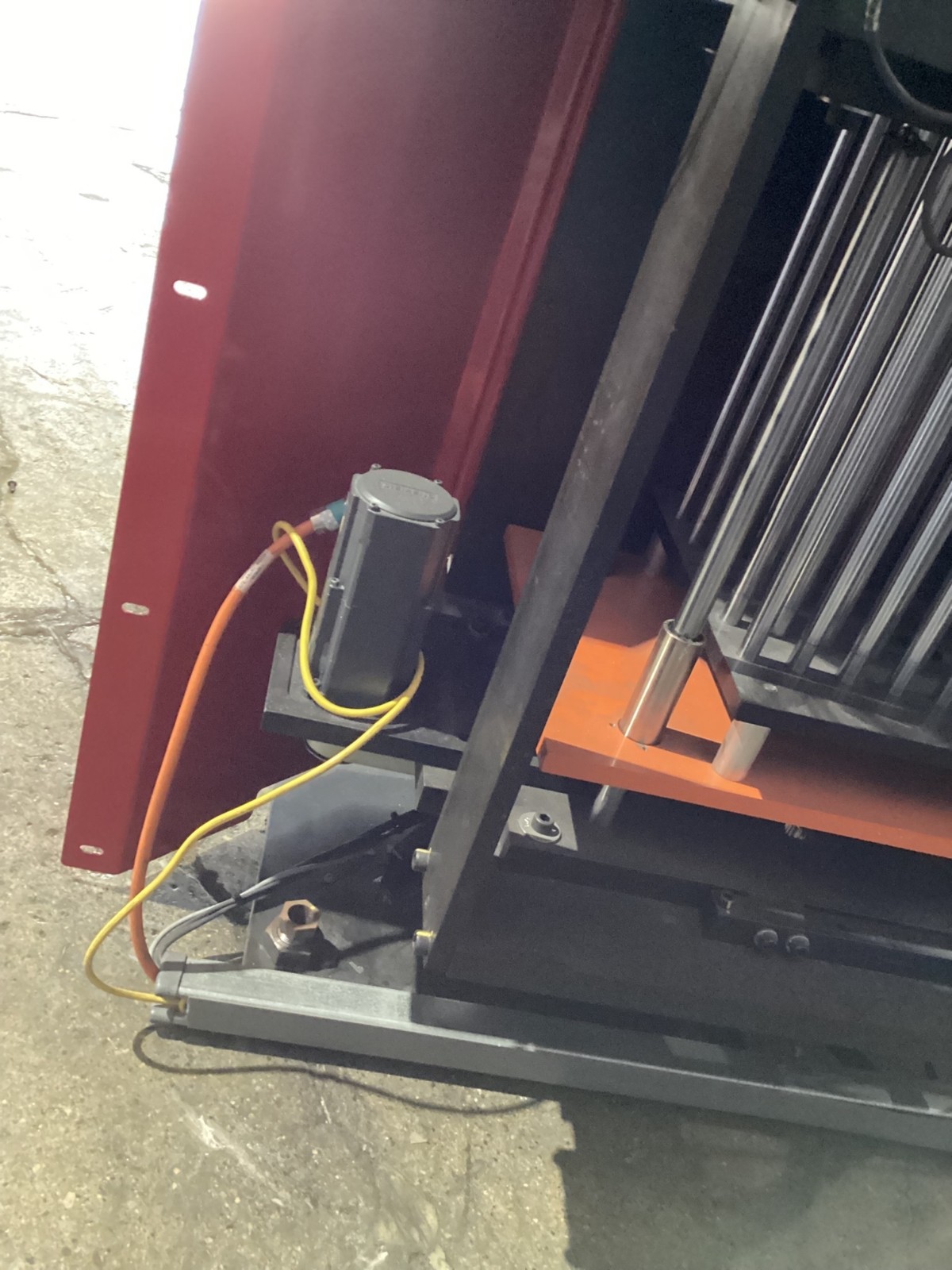 Rotary Indexing Table w/ Perforated Downdraft Surface for Welding/Assembly USED