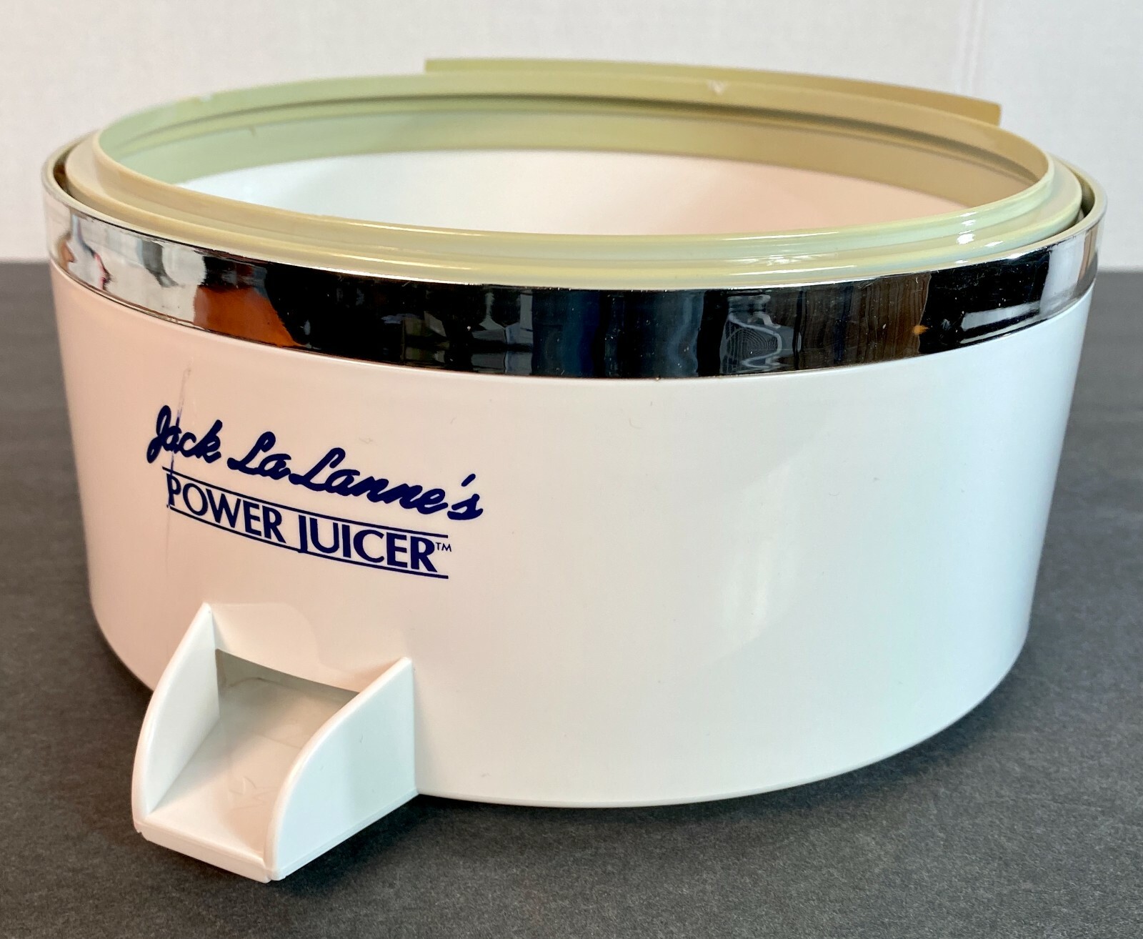 Jack LaLanne's Power Juicer CL-003AP Replacement Part OEM ~ Receptacle w/Spout