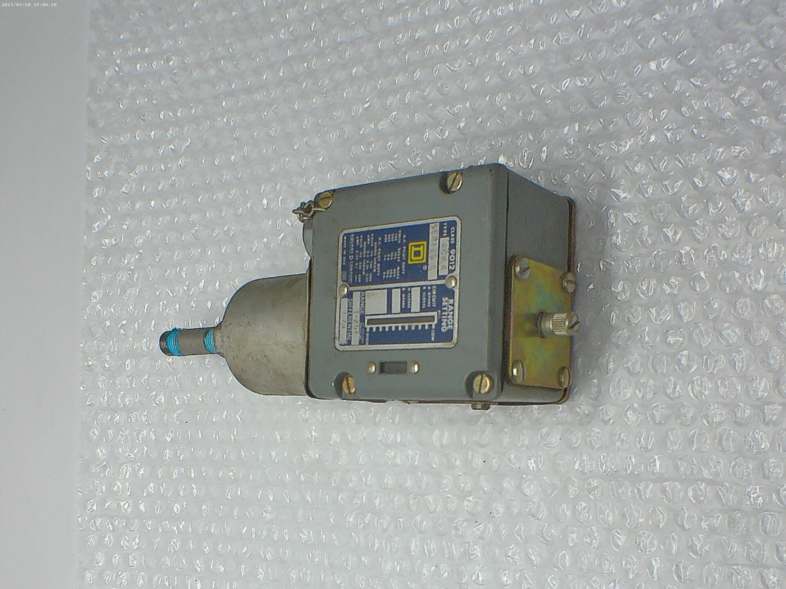 SQUARE D 9012ACW4 SER.B SWITCH UNMP