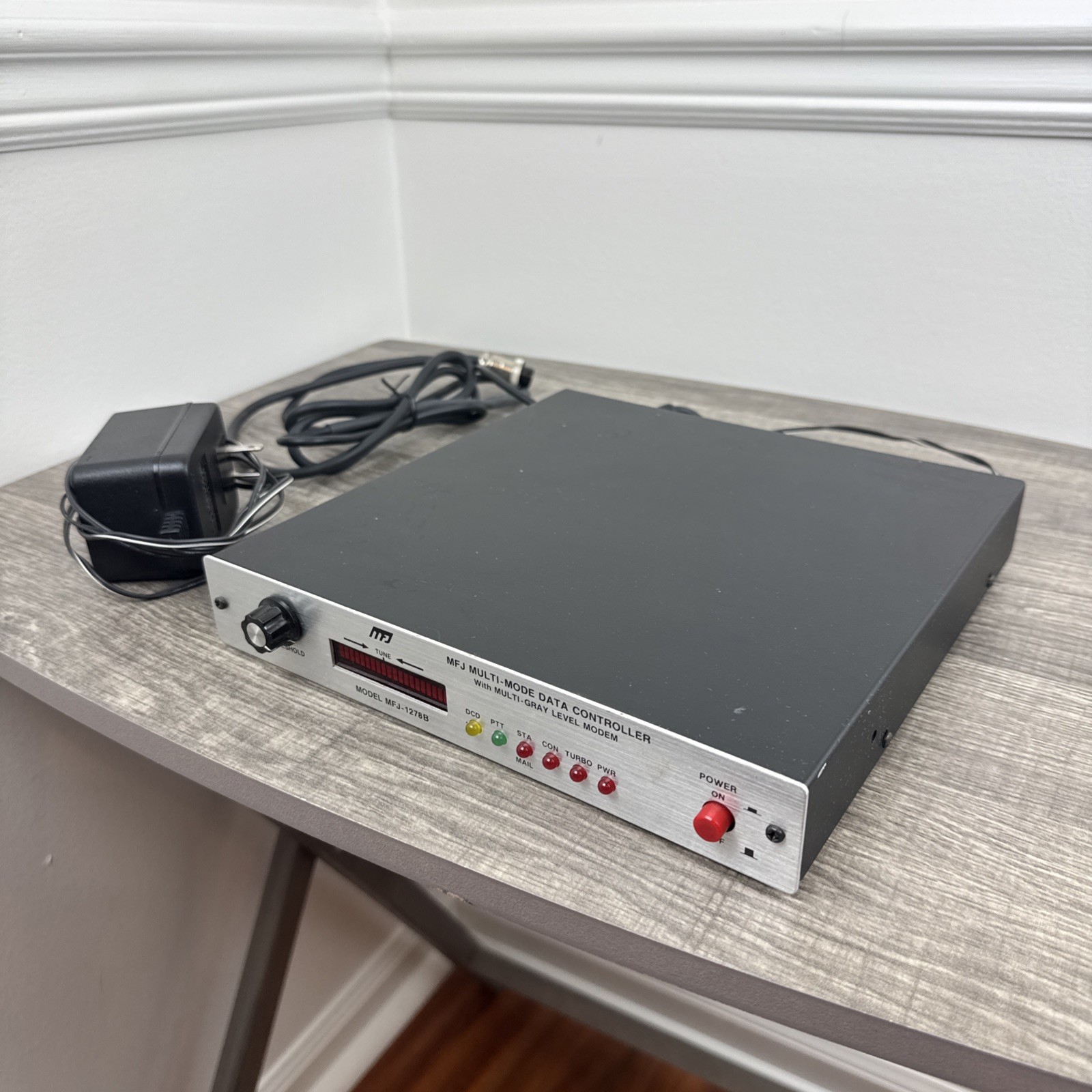 MFJ-1278B TNC2 Packet Radio Controller Data Modem – Multi-Mode w/ Adapter