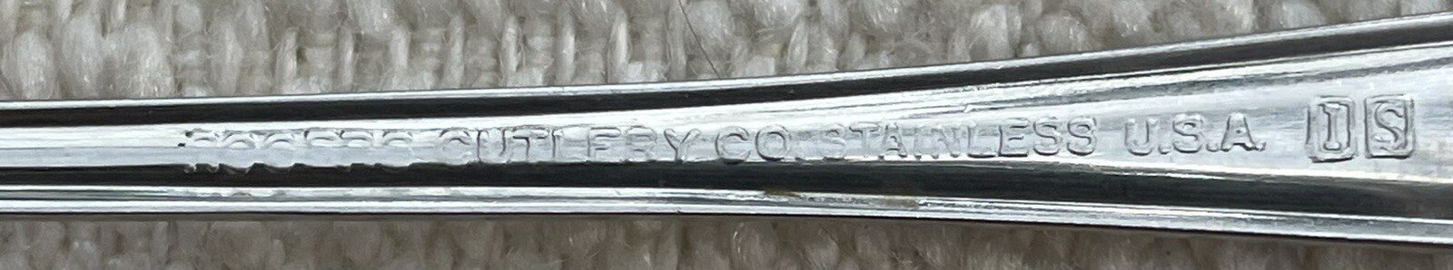 Set of 5 International Stainless MODERN LIVING Iced Teaspoons 7 1/2"