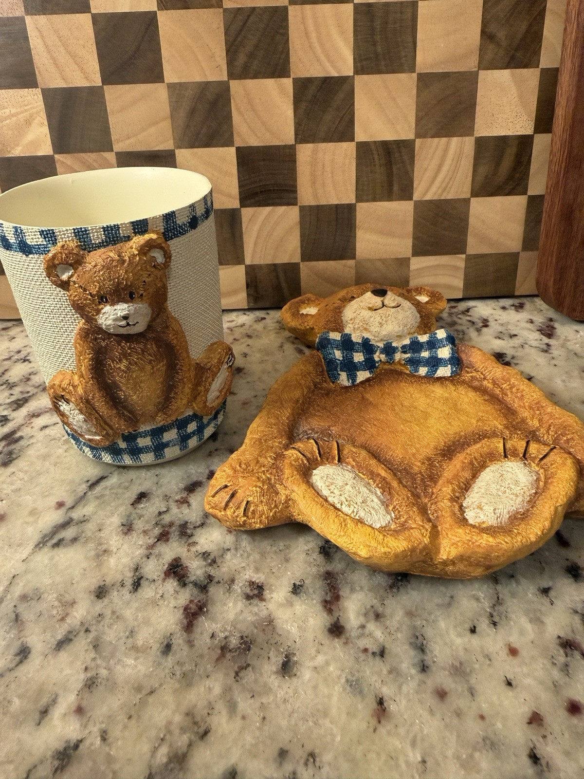 VTG Bear Kids Bathroom Toothbrush Holder And Soap Dish