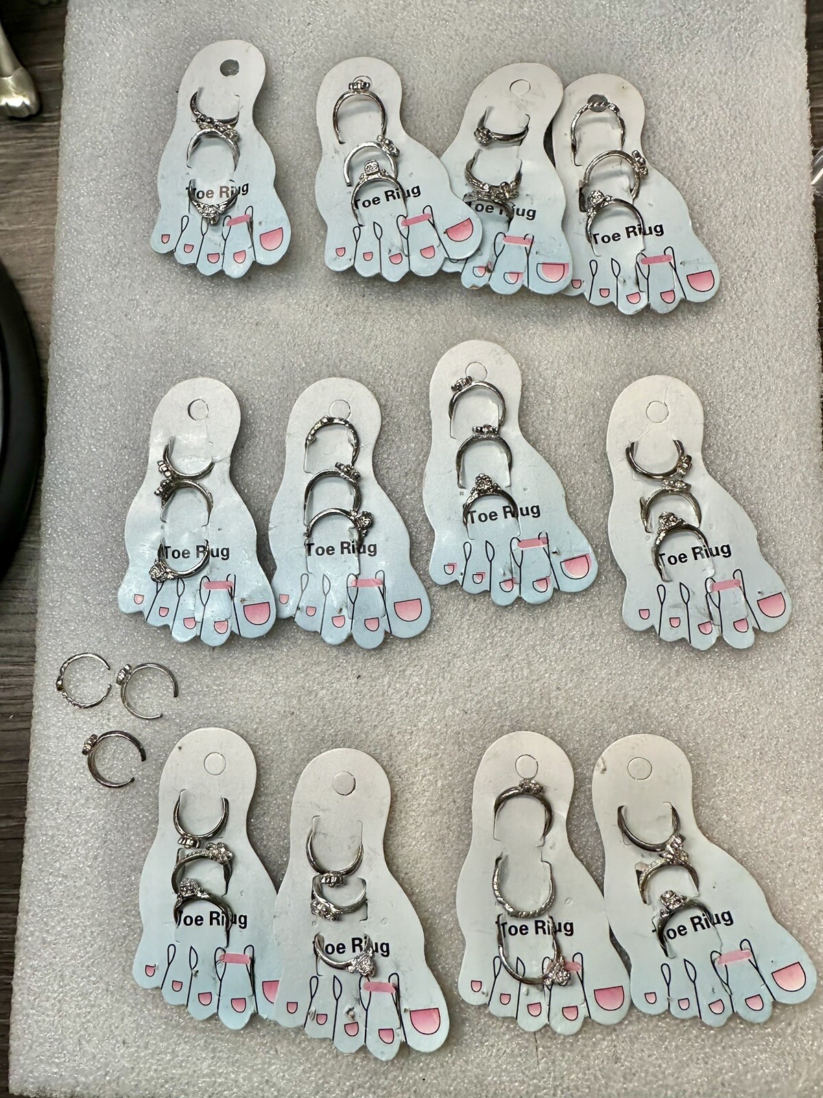 NWT Toe Rings 12 Cards 3 Per Card