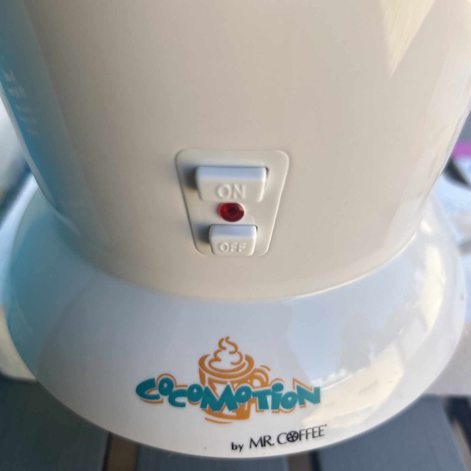 Mr. Coffee Cocomotion HC4 Automatic Hot Chocolate Maker 4 Cup New In Open Box