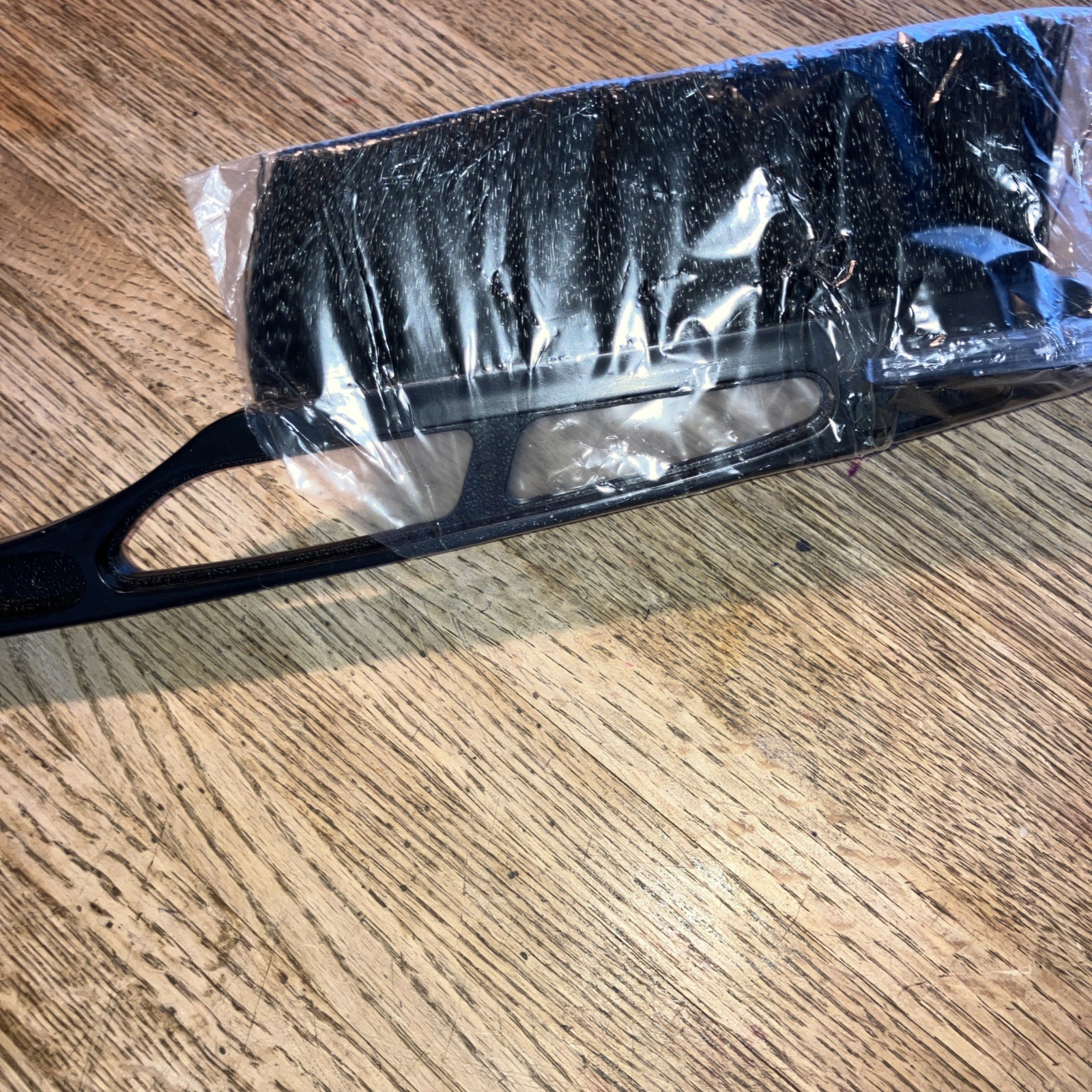 DRIVERS CHOICE SNOW BRUSH WITH SCRAPER