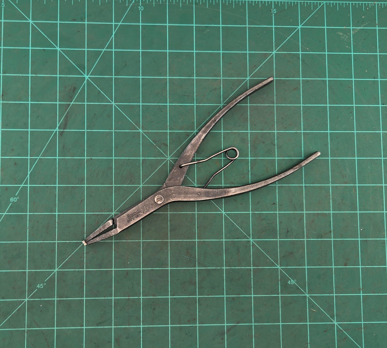 Snap On Tools SRP2 Snap Retaining Ring Horseshoe Pliers