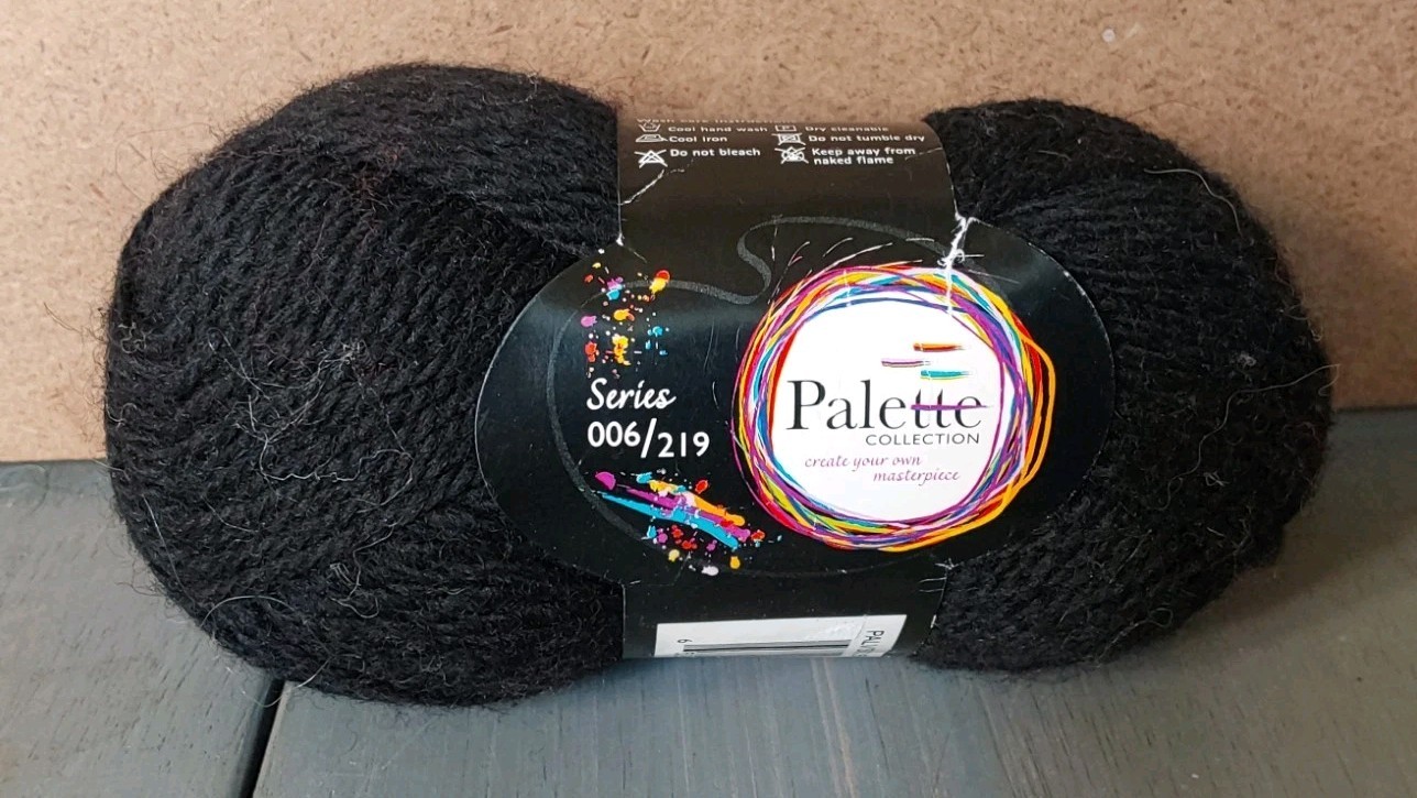 Palette Collection Yarn Series 006/219 PALVS006-1 Caviar Black 99 Yrds 1 Skein