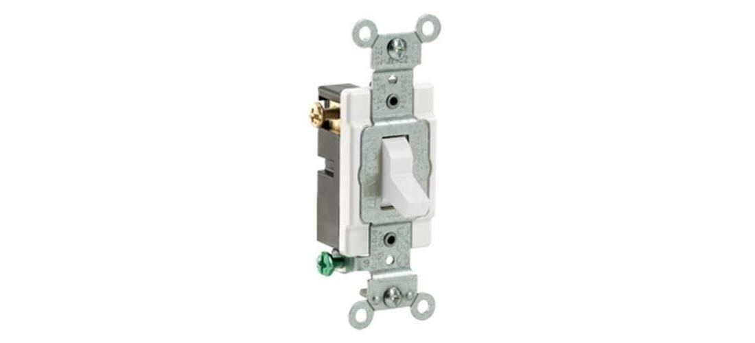 Leviton CS315-2WS AC Quiet Switch 15 amps Three Pole Toggle White White