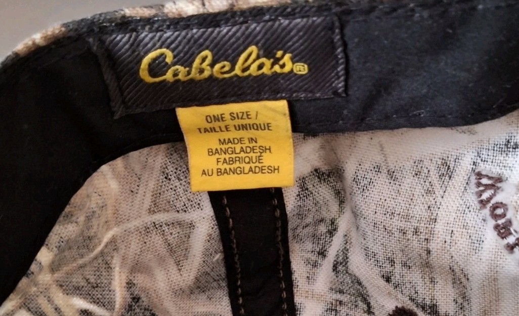 Lot Of 2 Cabelas Hats Adjustable Camo & Green Hunting, Fishing, Outdoors