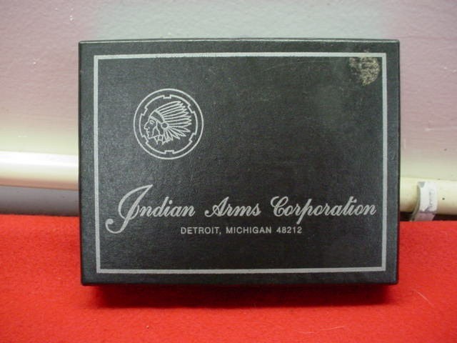 Indian Arms Corporation- Detroit, Michigan- Factory Pistol Box - Nice !!!