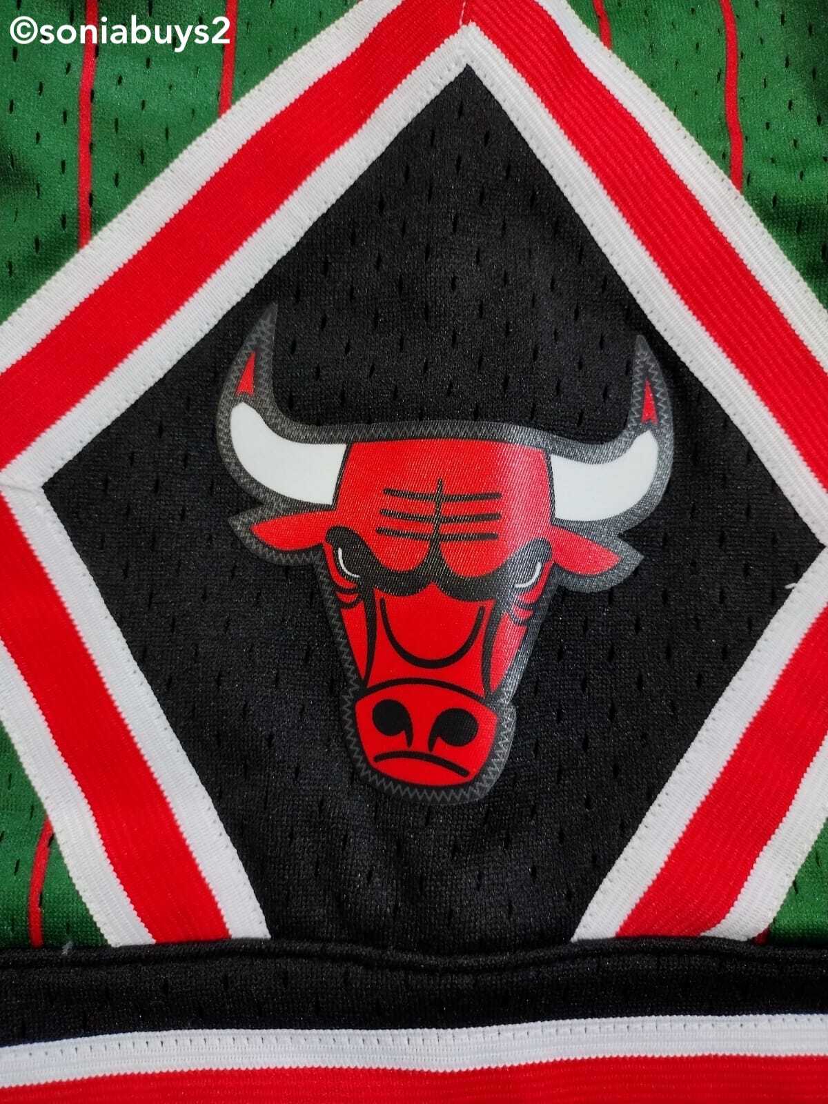 Mitchell & Ness Men's NBA Chicago Bulls '95 Reload Swingman Shorts, Green, Sizes