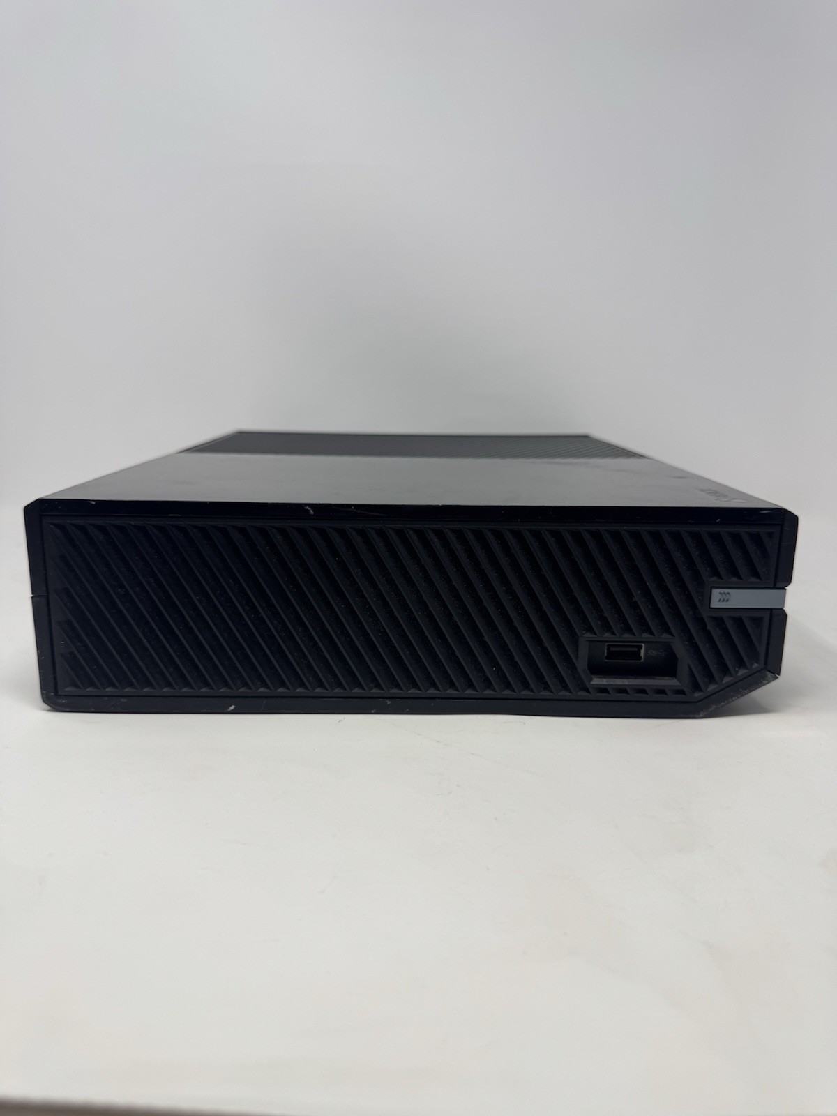 Microsoft Xbox One 500GB Console only - Black - model 1540 - Tested Working
