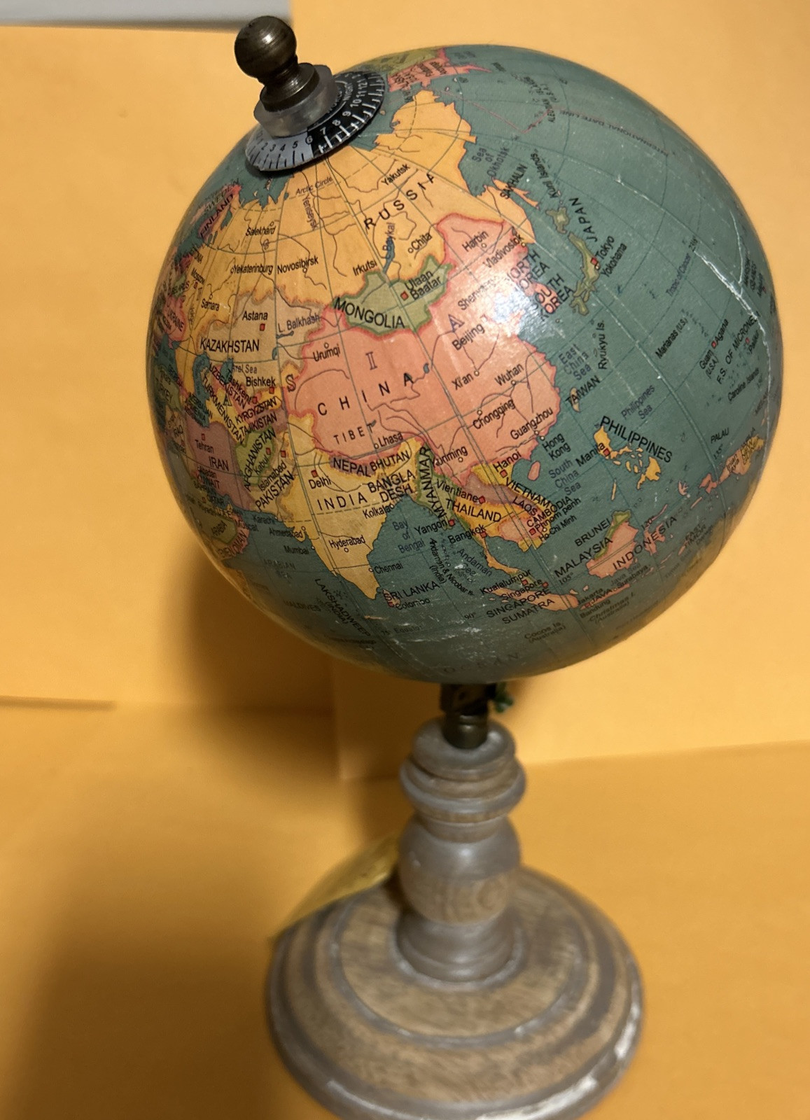 Table Top World Globe Brown Decorative Desk Decor Tabletop Display Small 6 Inch