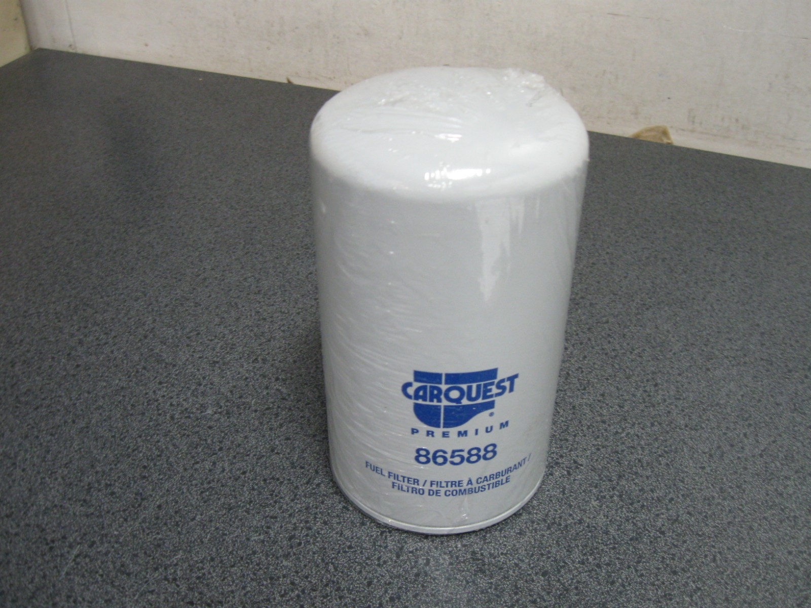CARQUEST 86588 Fuel Filter for WIX 33588, Luber-Finer LFF4470, Mack 25502421,New