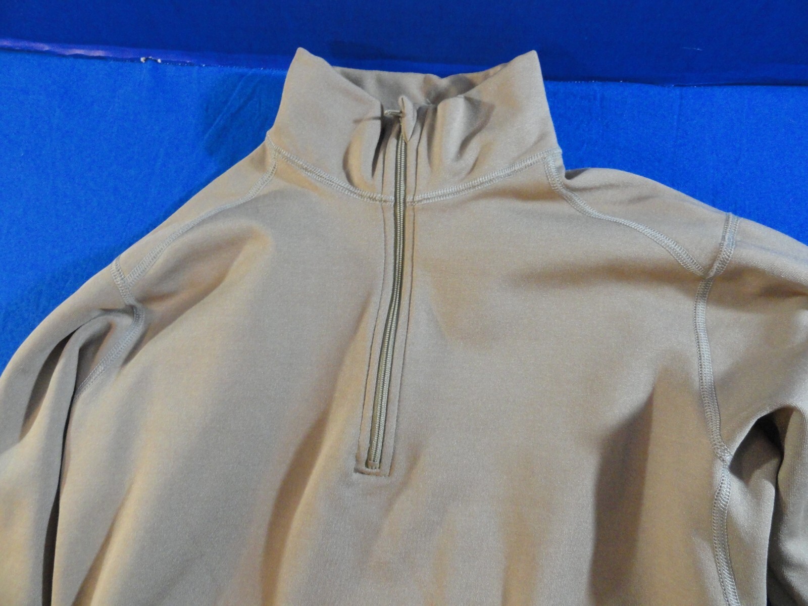 XGO KHAKI TAN QUARTER ZIP UP PULL OVER BASE LAYER LEVEL 2 SHIRT SMALL
