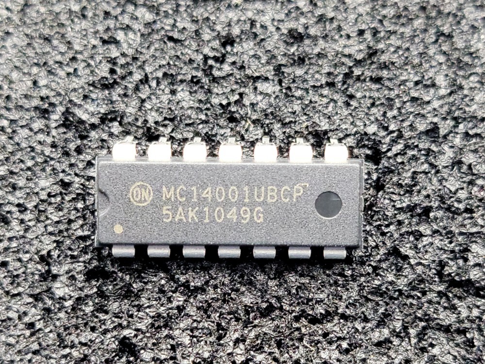 New (25pcs) MC14001UBCPG ONSEMI IC Logic