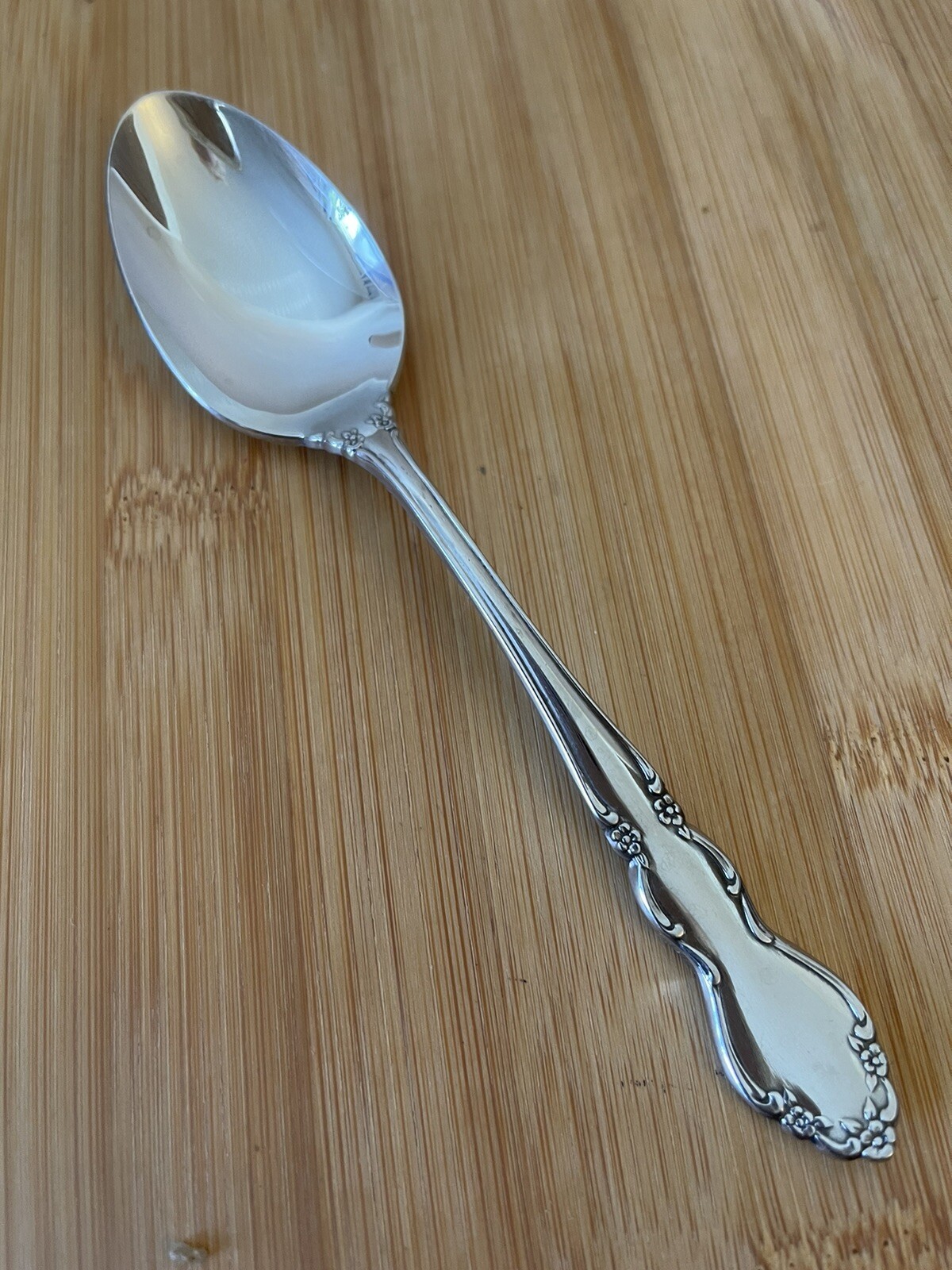 Oneida 18/10 Stainless Glossy DOVER Floral Scroll TEASPOON 6"