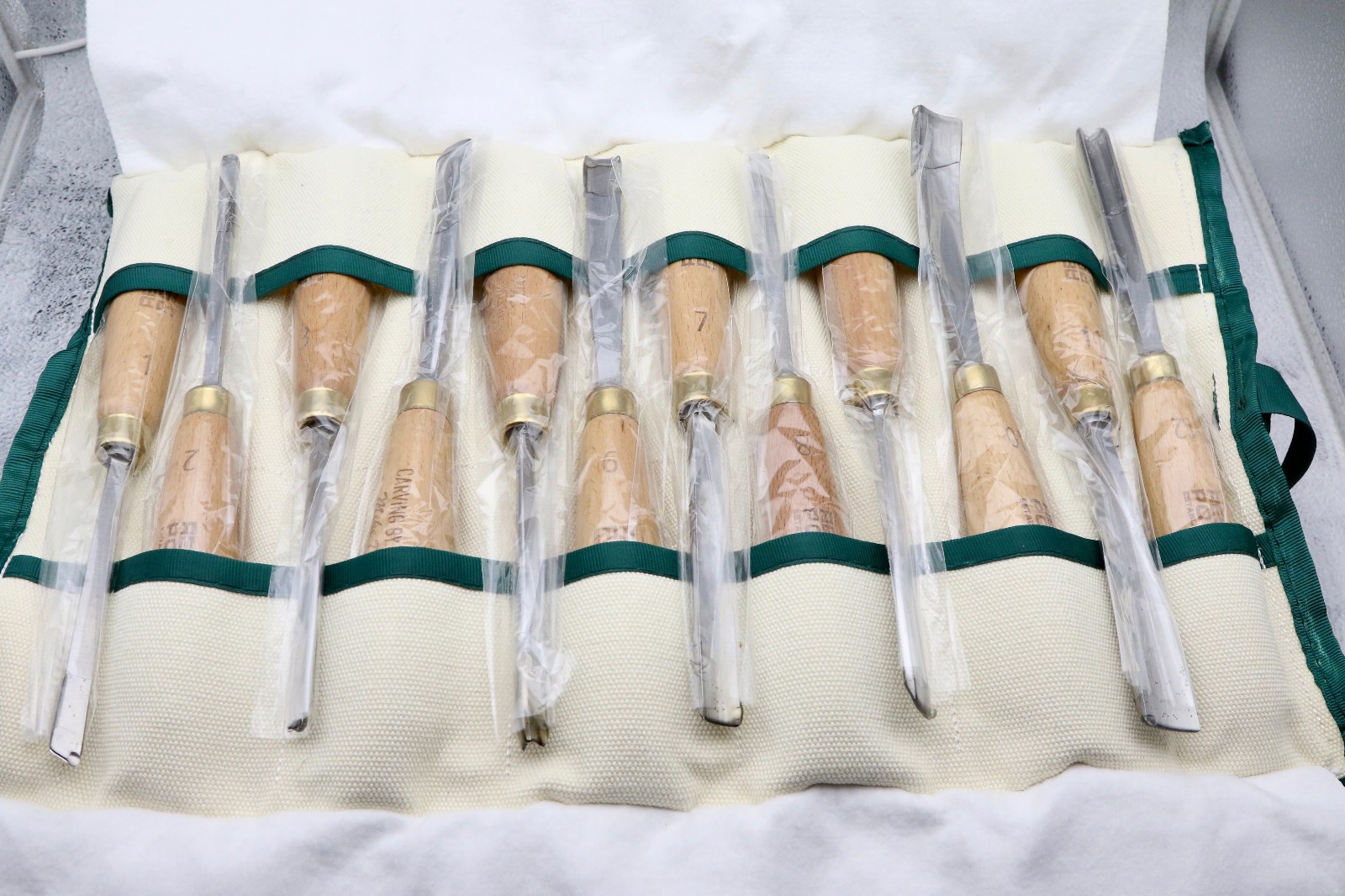 RECORD POWER CARVING BY NUMBERS WOOD CARVING TOOLS 12 PIECE SET