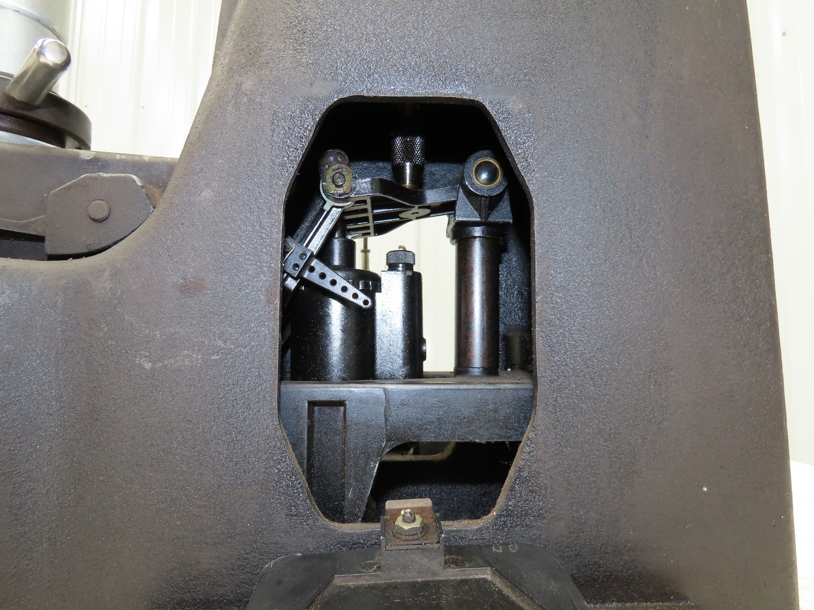 Wilson Rockwell Model 4 JR Hardness Tester Metal Testing Zerominder
