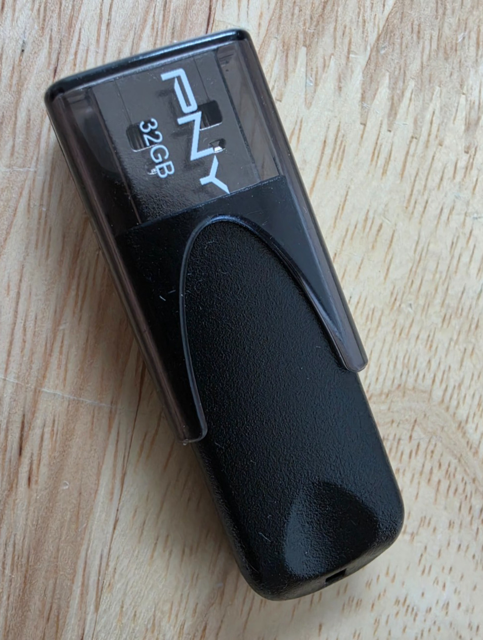 PNY Attache 32GB USB 2.0 Flash Drive